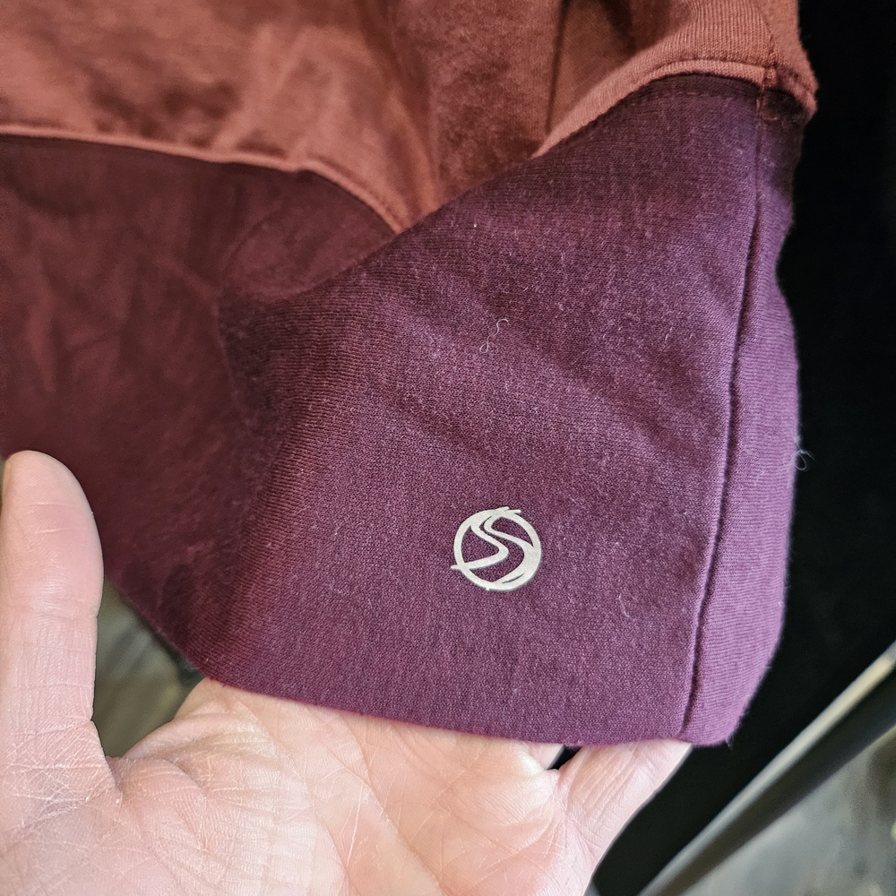Burgundy and Mauve Crop Hoodie ๐โค๏ธ - Picture 4 of 9